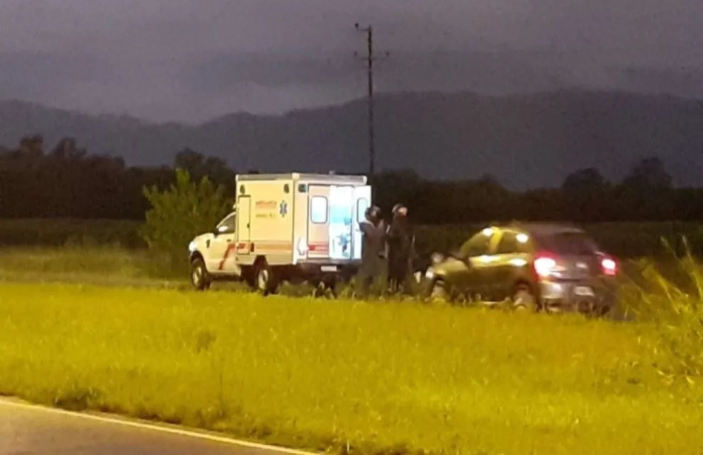 Impactante vuelco en de una camioneta en Cerrillos: una familia fue hospitalizada