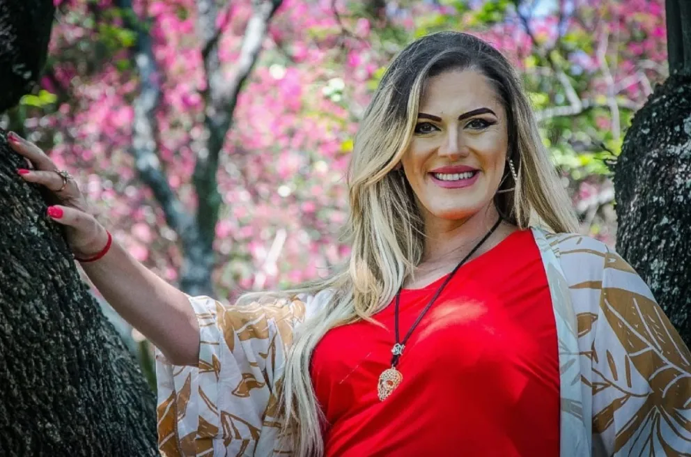 Camila Spears cruzó a Talero Blanco y lo "acribilló" por sus dichos sobre el 8M: "No sé quién es"