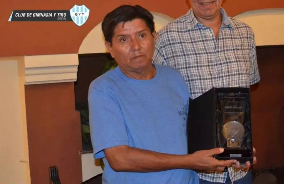 "Me acariciaba, era incómodo": apareció otra víctima de abuso del entrenador de básquet de GyT
