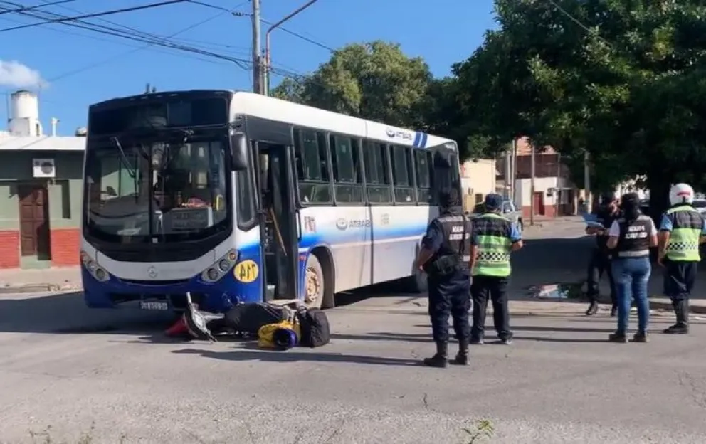 Choque de colectivo.