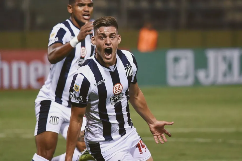 Fiesta cordobesa en el Martearena: Talleres goleó a Güemes y pasó de ronda