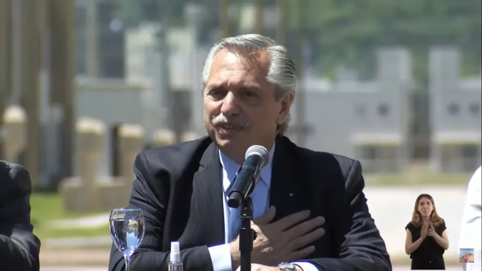 |VIDEO| Alberto Fernández y Gustavo Sáenz entregaron 295 viviendas y créditos para la construcción