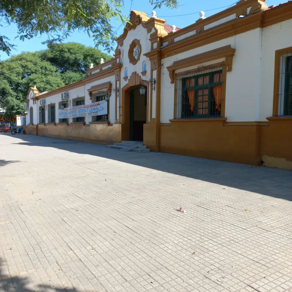 Una escuela en Orán no puede dar clases porque no tiene agua