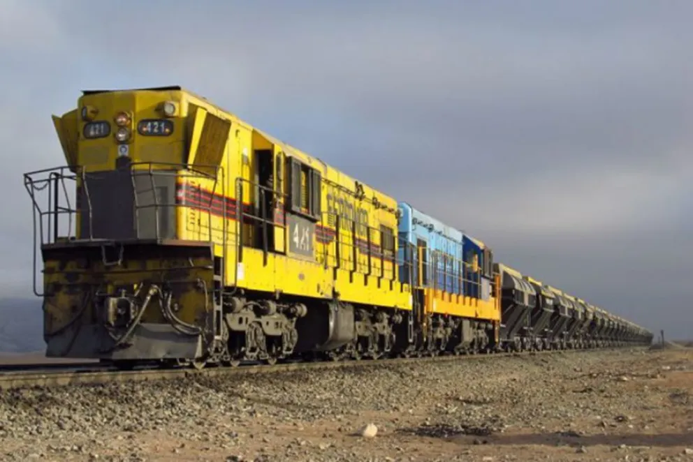Estudian nuevas opciones para transportar mercadería desde Salta hacia Chile