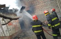 Tragedia en barrio salteño: se les prendió fuego la casa y no pudieron escapar a tiempo