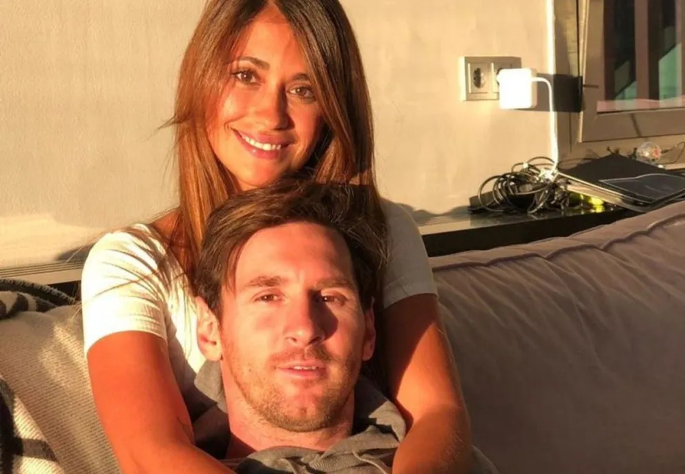 Antonela Roccuzzo brilló con un look urbano inspirado Argentina