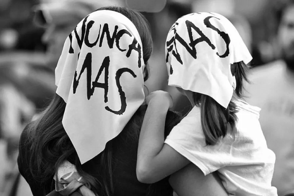(VIDEO) Manifestaciones en el centro salteño en conmemoración del 24 de marzo