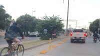 Colectiveros podrían aplastar a ciclistas: advierten sobre la "calle de la muerte" en Salta
