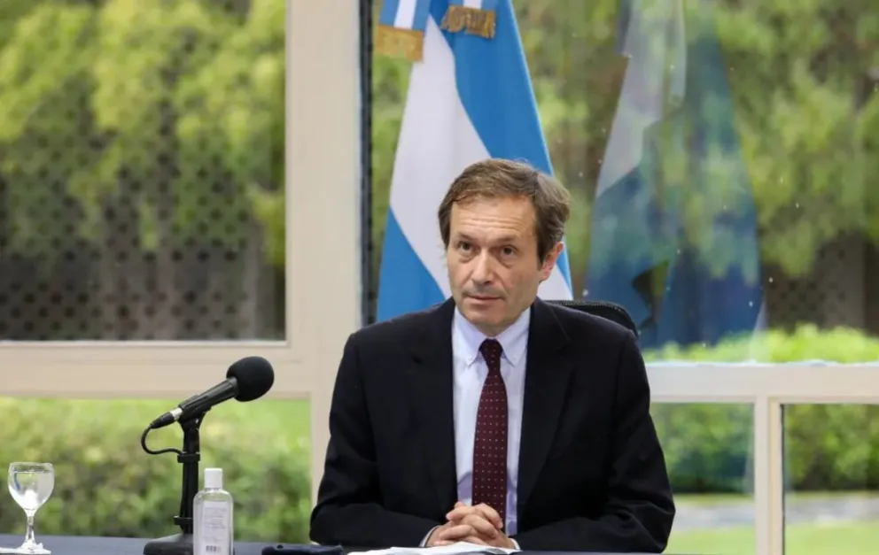 Polémica por un funcionario oficialista que dijo que las redes sociales "intoxican la democracia"