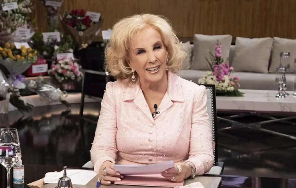 El triste testimonio de Mirtha Legrand tras ver que faltaba algo en su estatua en Santa Fe: esto dijo