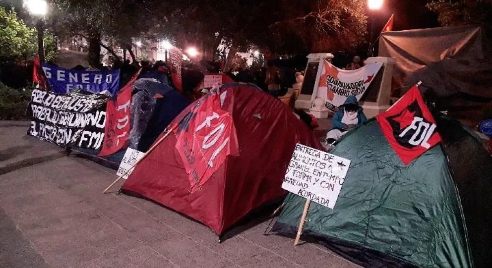 ¿Fin del acampe en la plaza 9 de Julio?: la respuesta de la ministra Vargas