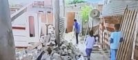 De terror: se derrumbó una casa y la familia está desesperada