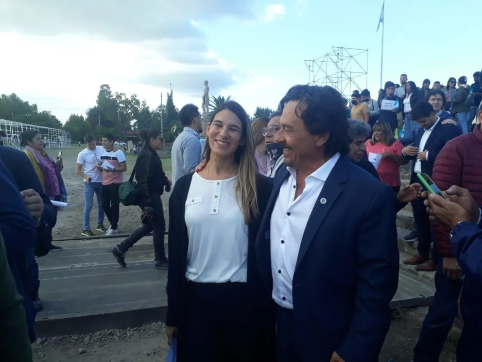 Foto: Homenaje a caídos en Malvinas. Fuente: Voces Críticas
