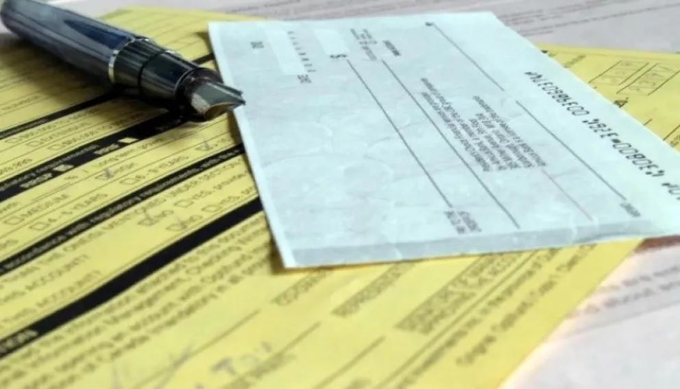 Cheques sin fondo.