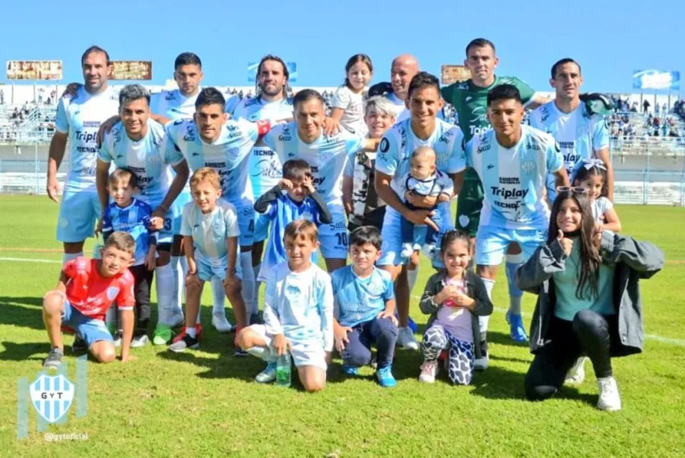 Federal A: Gimnasia y Tiro debutó como local con una derrota