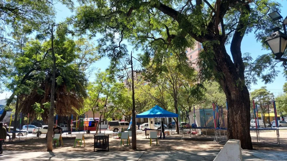 Batalla campal en plaza Alvarado: ¿qué ocurrió?