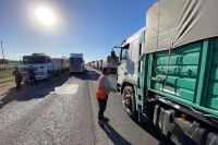 Camioneros exigen una solución ante la problemática que afecta al país