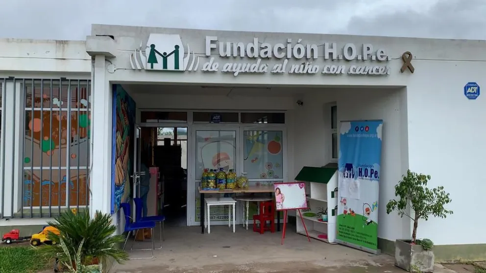 Un hombre tendrá que donar varios útiles a la Fundación HOPE