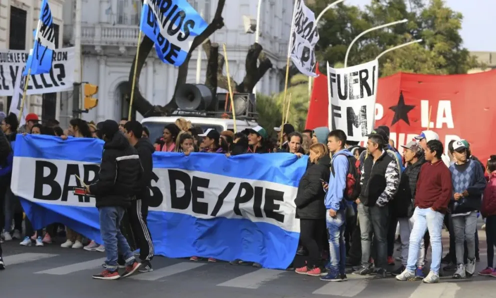 "Vinculamos los beneficios sociales con trabajo" dijo un dirigente de Libres del Sur tras las marchas