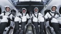 Un lujo para pocos: empresarios viajaron en un cohete al espacio