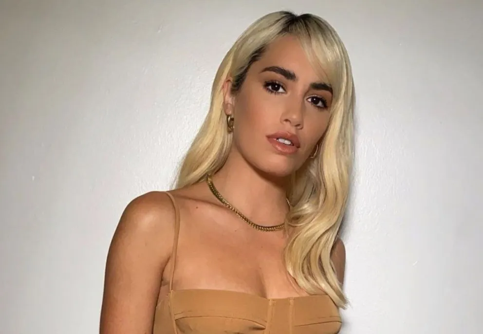 Lali Espósito no se contuvo ante los besos con uno de los actores de Sky Rojo