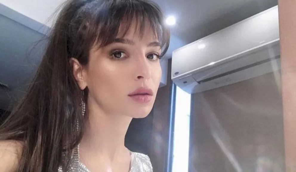 Brenda Asnicar se va a vivir a Italia