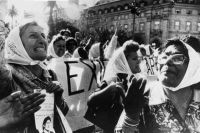 Se cumplen 45 años de la primera congregación de Madres de Plaza de Mayo 