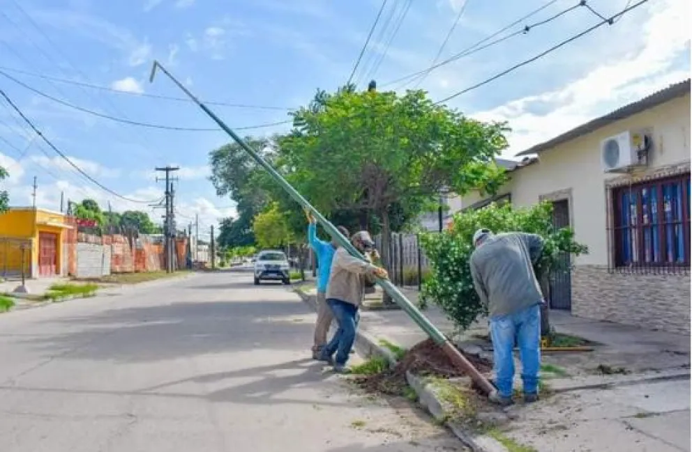 Tartagal: Los trabajadores municipales trabajan en pésimas condiciones y Mario Mimessi no se responsabiliza por los daños  