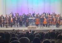 Una artista explicó al público la situación que atraviesa la Orquesta Sinfónica de Salta