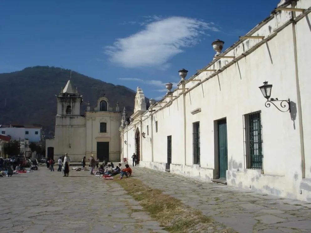 Feministas realizarán un abrazo simbólico en apoyo a las Carmelitas Descalzas