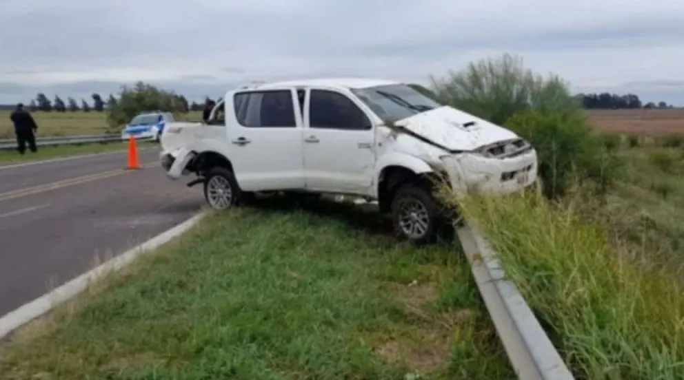 Terrible operativo que terminó en un choque contra un guardarraíl