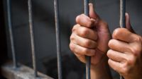 Gritos, caos y fuego: dos reclusos sufrieron un verdadero "infierno" en el interior de una celda