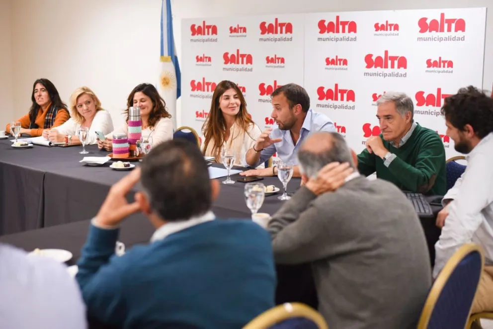 Bettina Romero se reunió con concejales para hacerles un pedido especial